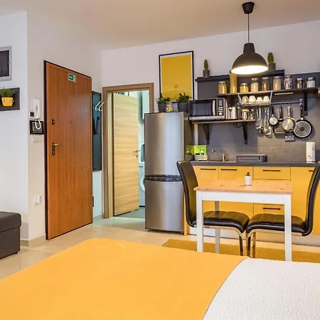 Julija Apartment *