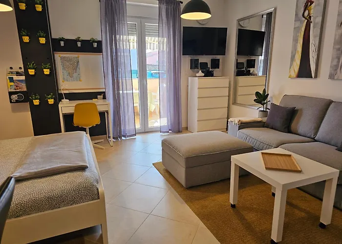 Julija Διαμέρισμα *